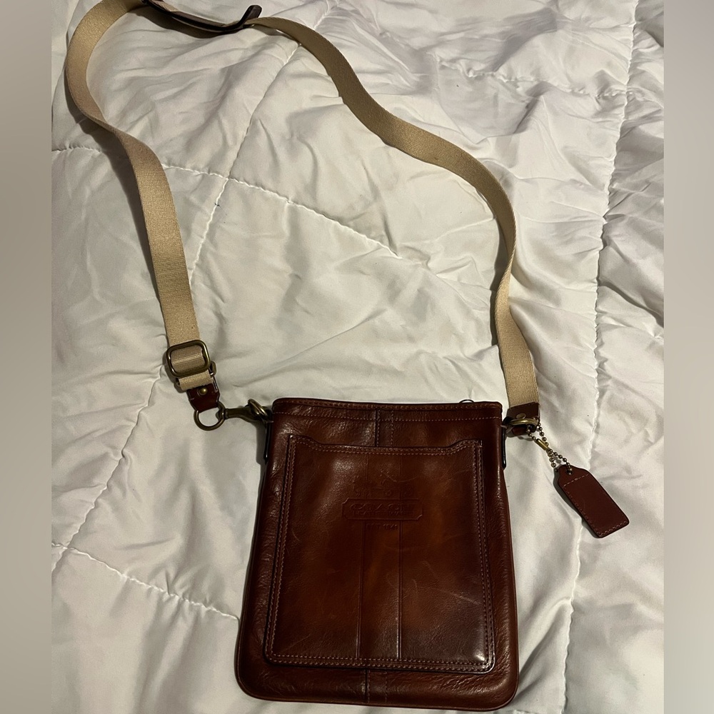 *VINTAGE* Coach Brown Leather Crossbody Messenger Bag with Tan Strap